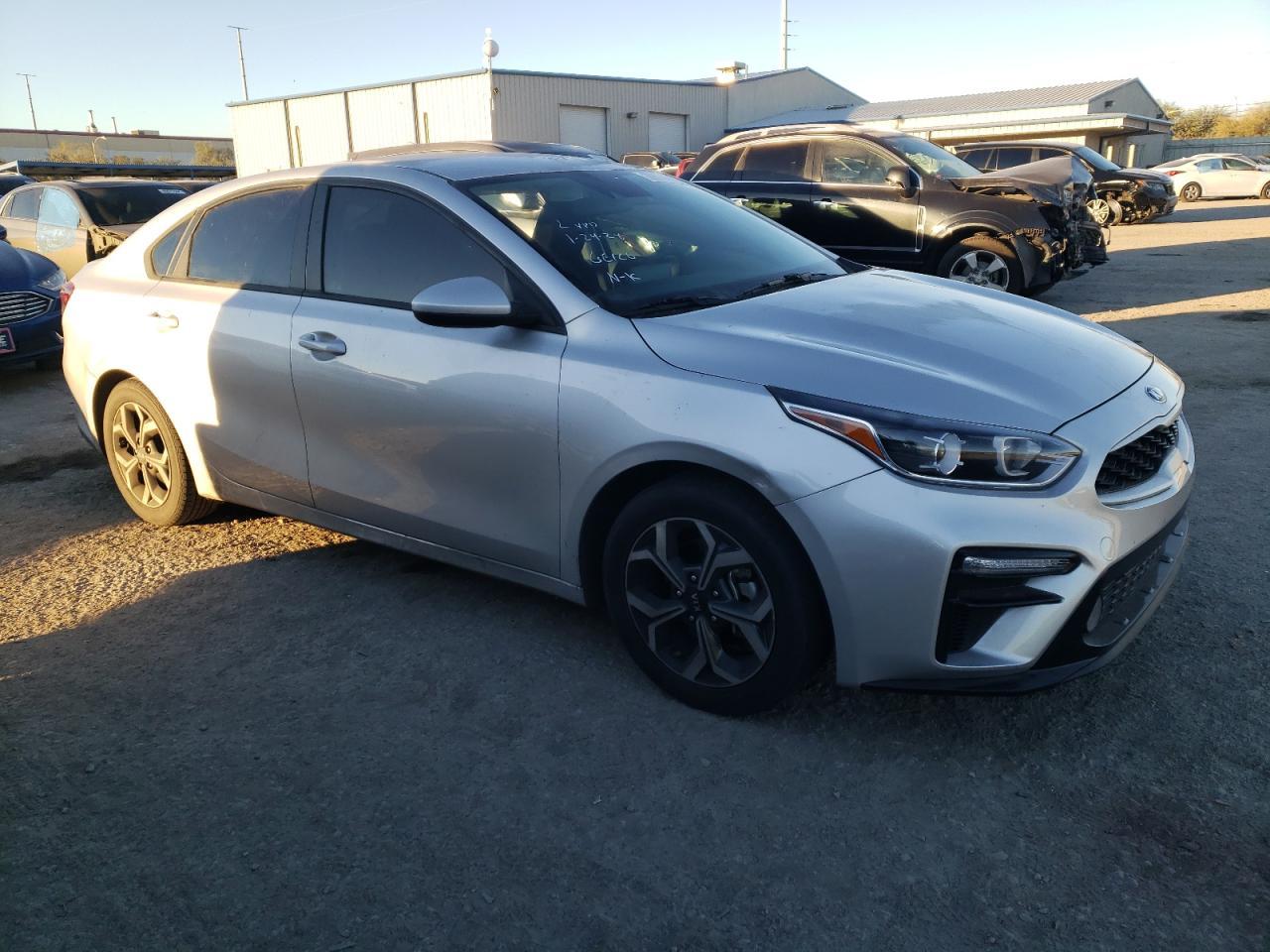 2020 KIA FORTE FE - Фото 4