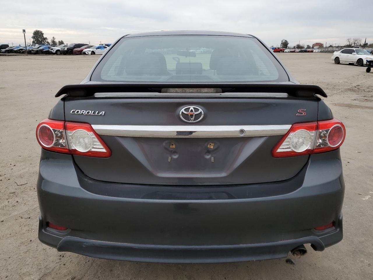 2013 TOYOTA COROLLA BA - Image 6