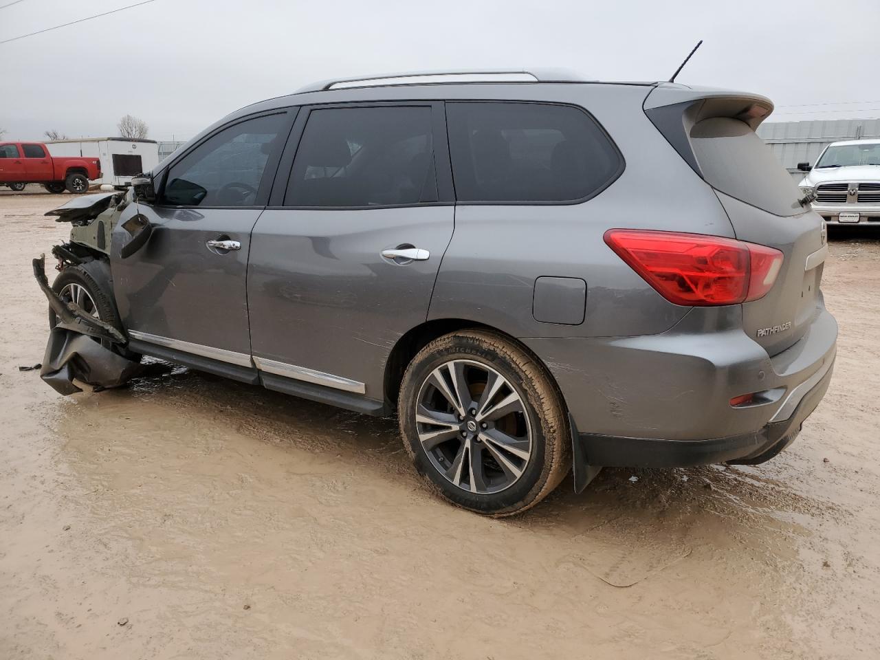 2017 NISSAN PATHFINDER - Image 2