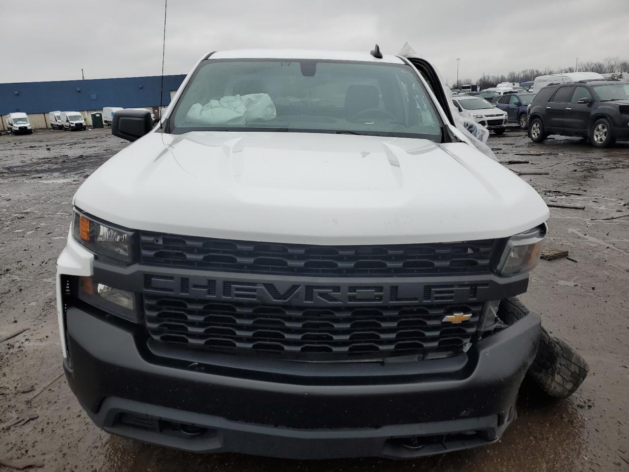 2021 CHEVROLET SILVERADO - Фото 5