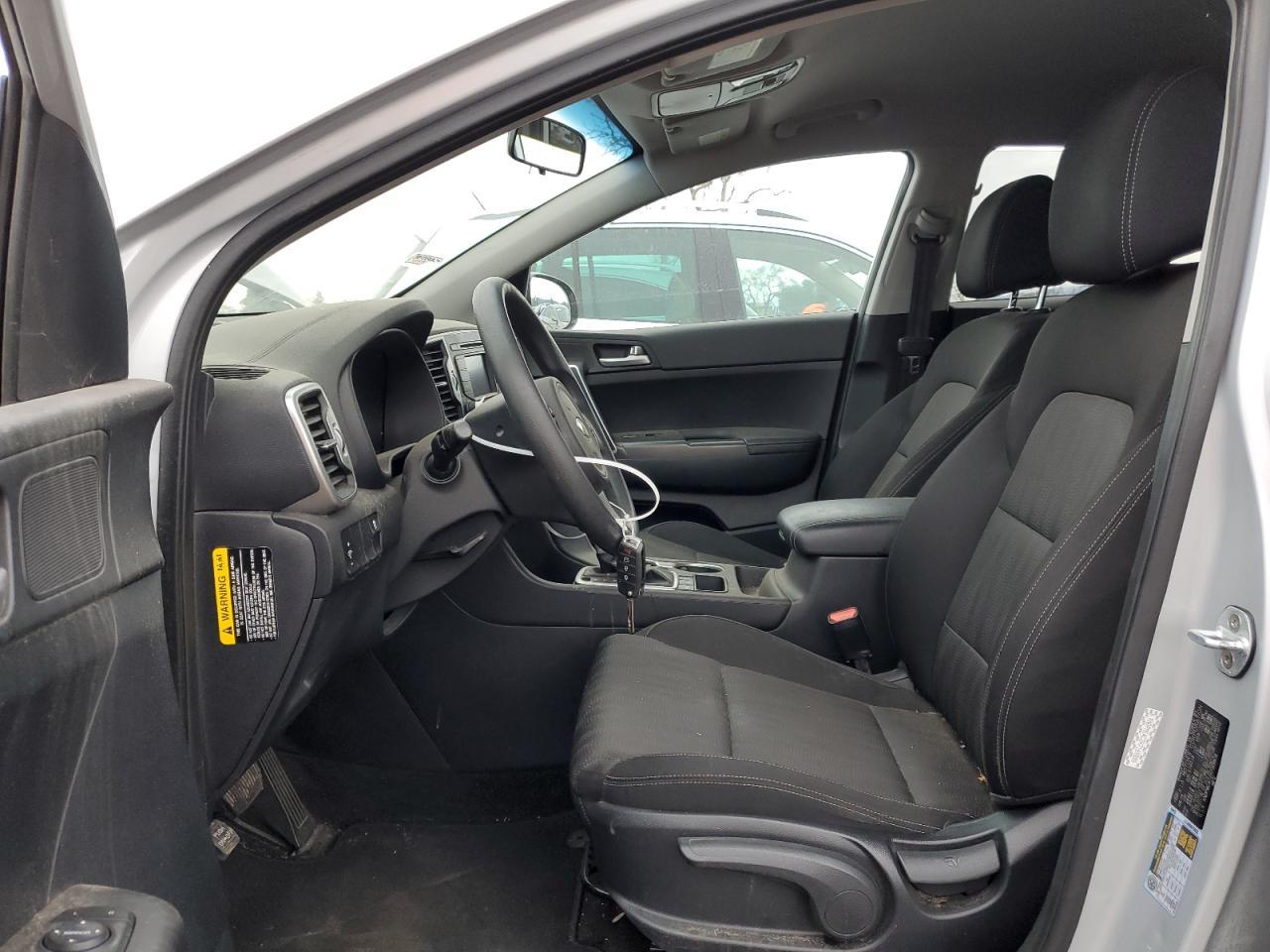 2017 KIA SPORTAGE L - Image 7