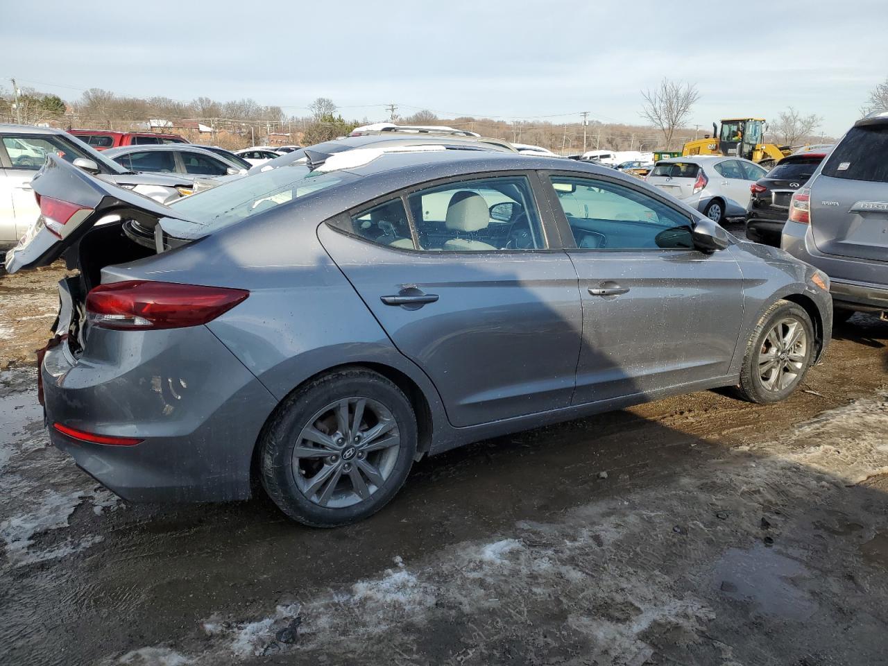 2018 HYUNDAI ELANTRA SE - Image 3