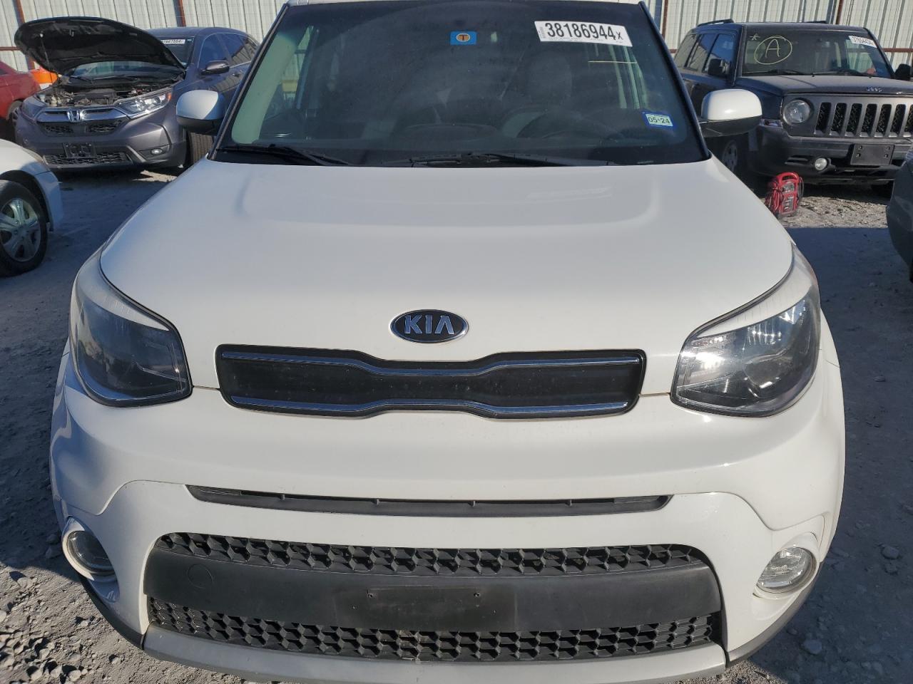 2019 KIA SOUL + - Image 5