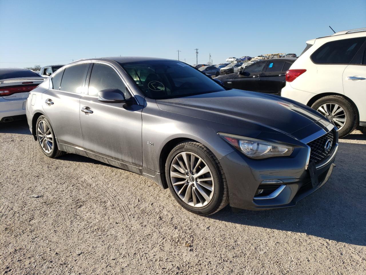 2018 INFINITI Q50 LUXE - Image 4