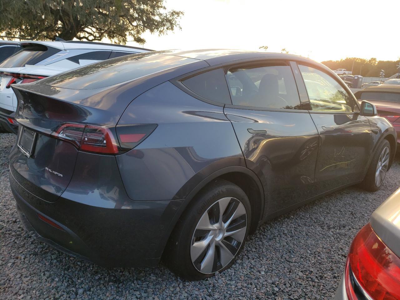 2022 TESLA MODEL Y - Image 3