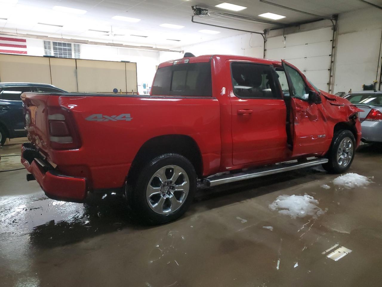 2019 RAM 1500 BIG H - Фото 3