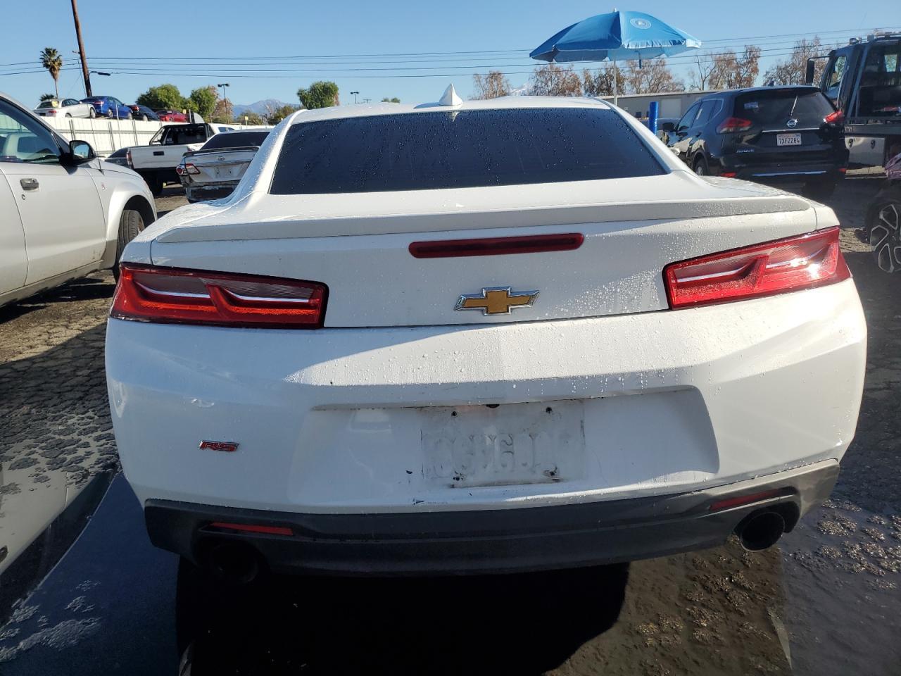 2018 CHEVROLET CAMARO LT - Image 6