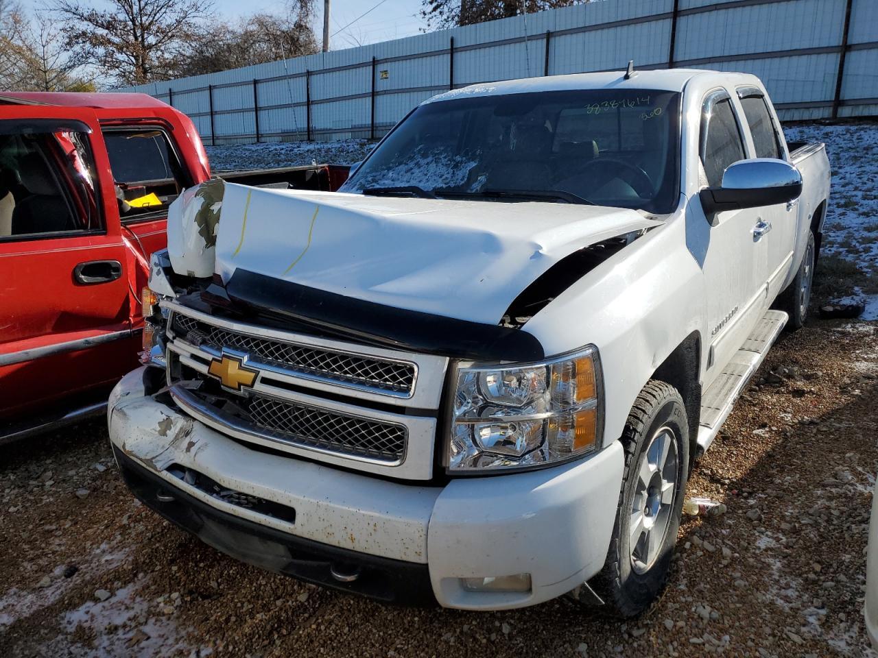 2013 CHEVROLET SILVERADO