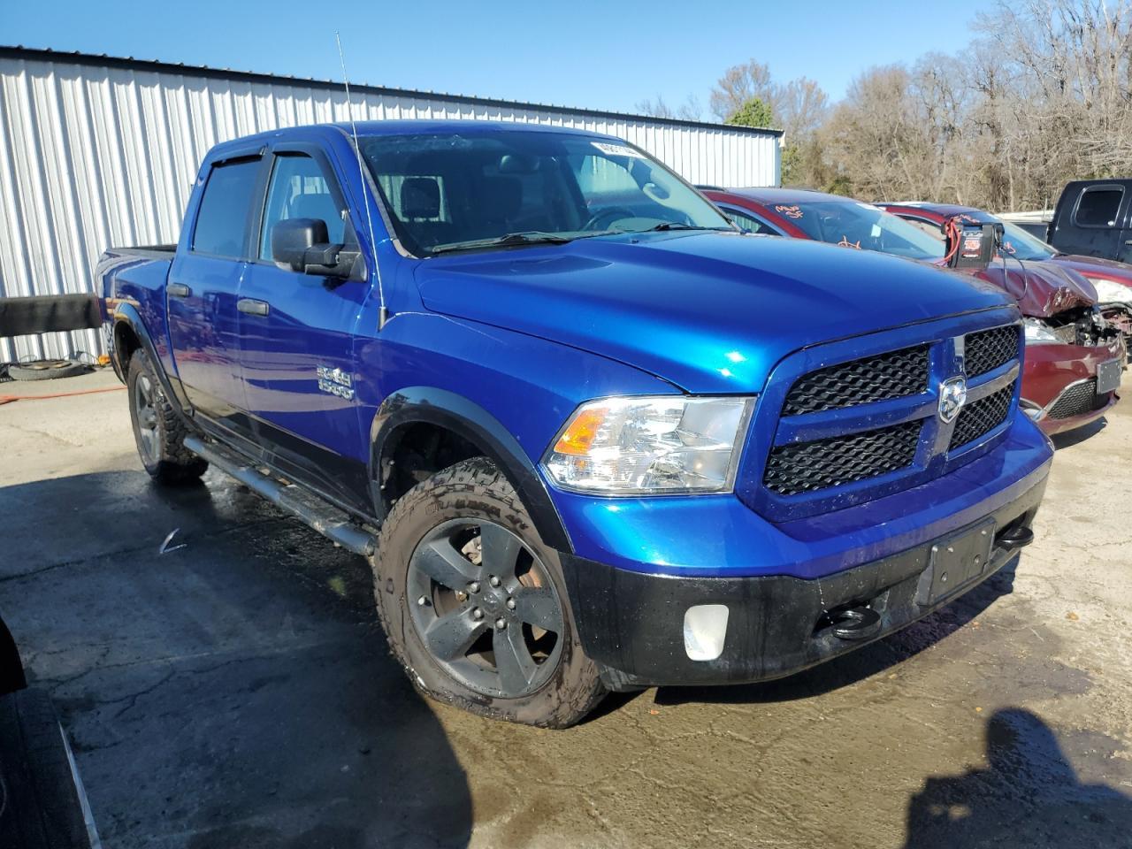 2017 RAM 1500 SLT - Image 4