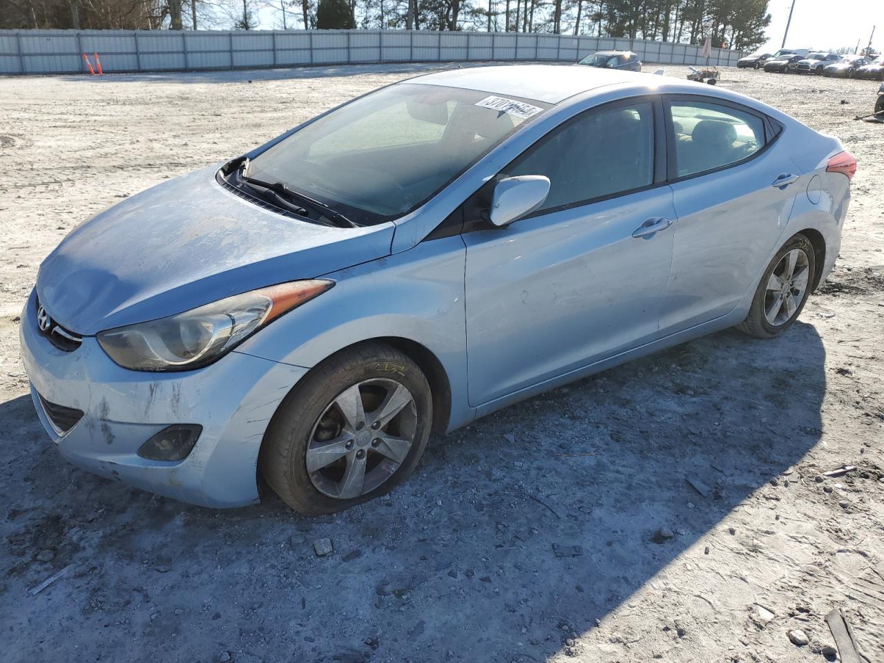 2013 HYUNDAI ELANTRA GL