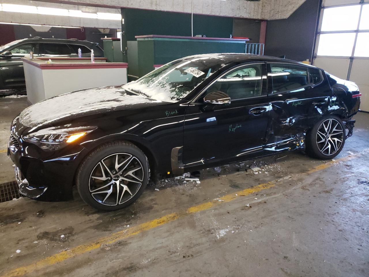 2023 KIA STINGER GT