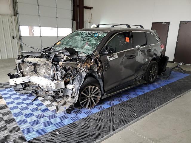 2018 Toyota Highlander Se