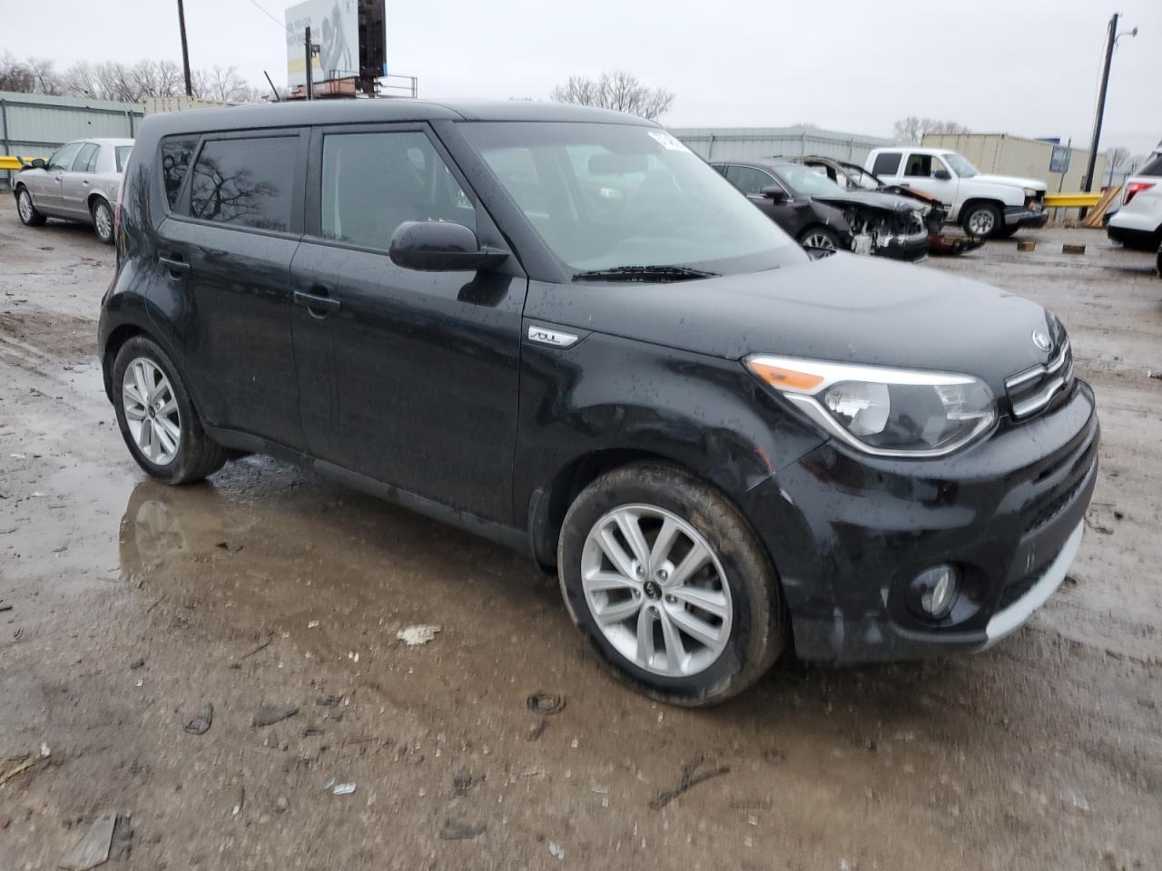 2019 KIA SOUL + - Image 4