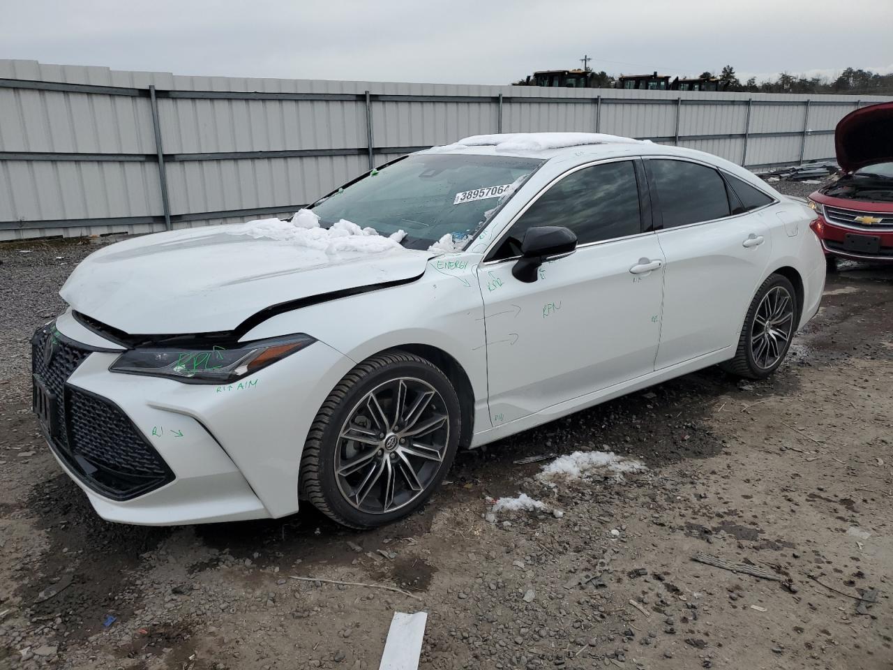 2019 TOYOTA AVALON XLE car image