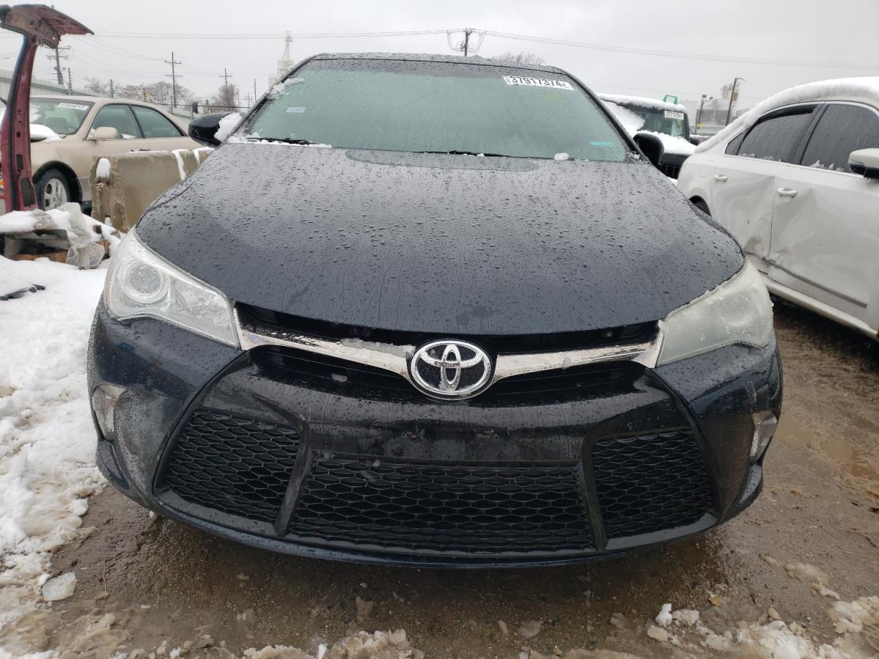 2016 TOYOTA CAMRY LE - Фото 5
