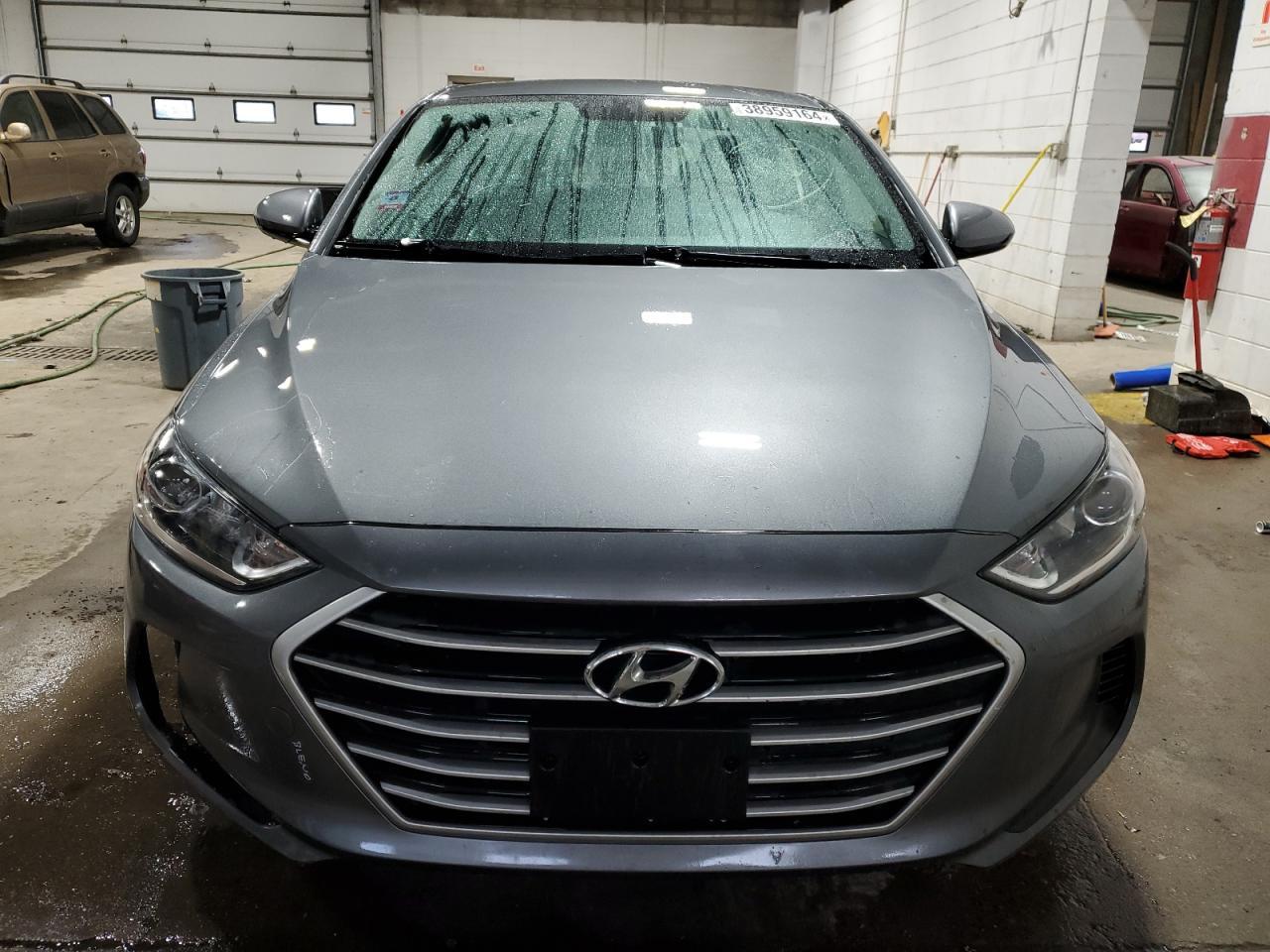 2018 HYUNDAI ELANTRA SE - Фото 5