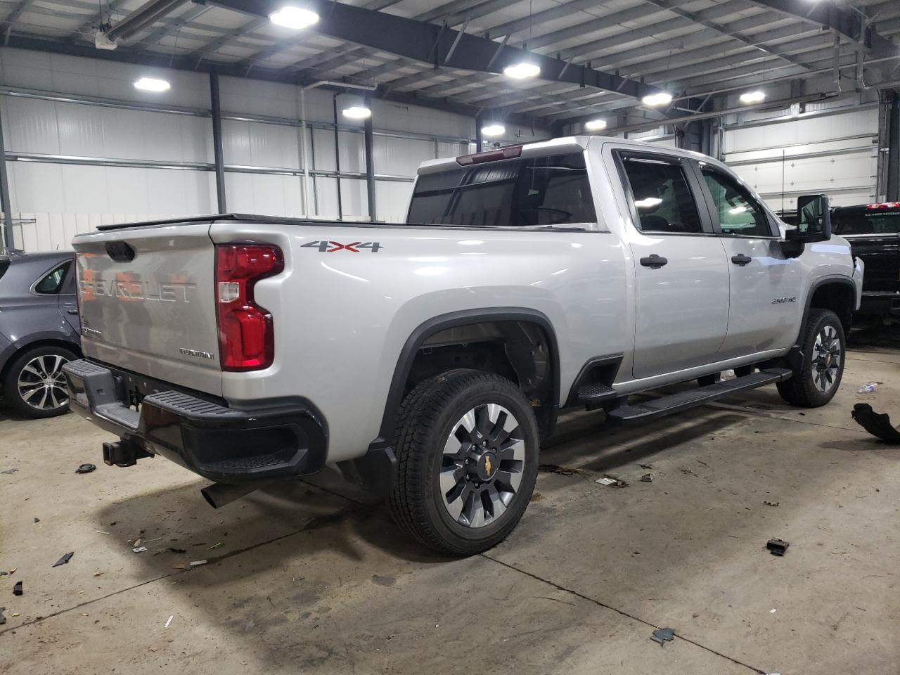 2021 CHEVROLET SILVERADO - Image 3