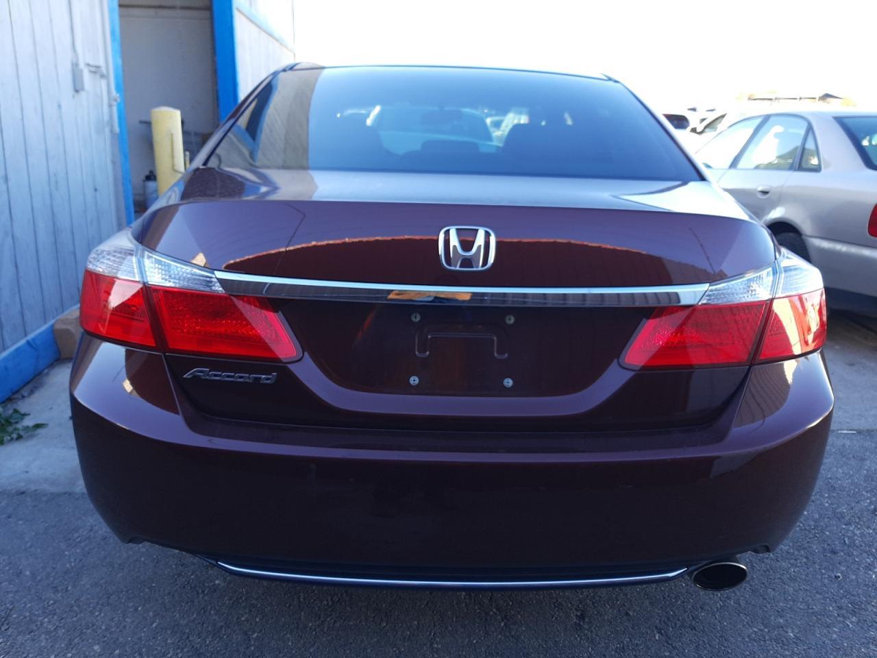 2014 HONDA ACCORD LX - Image 6