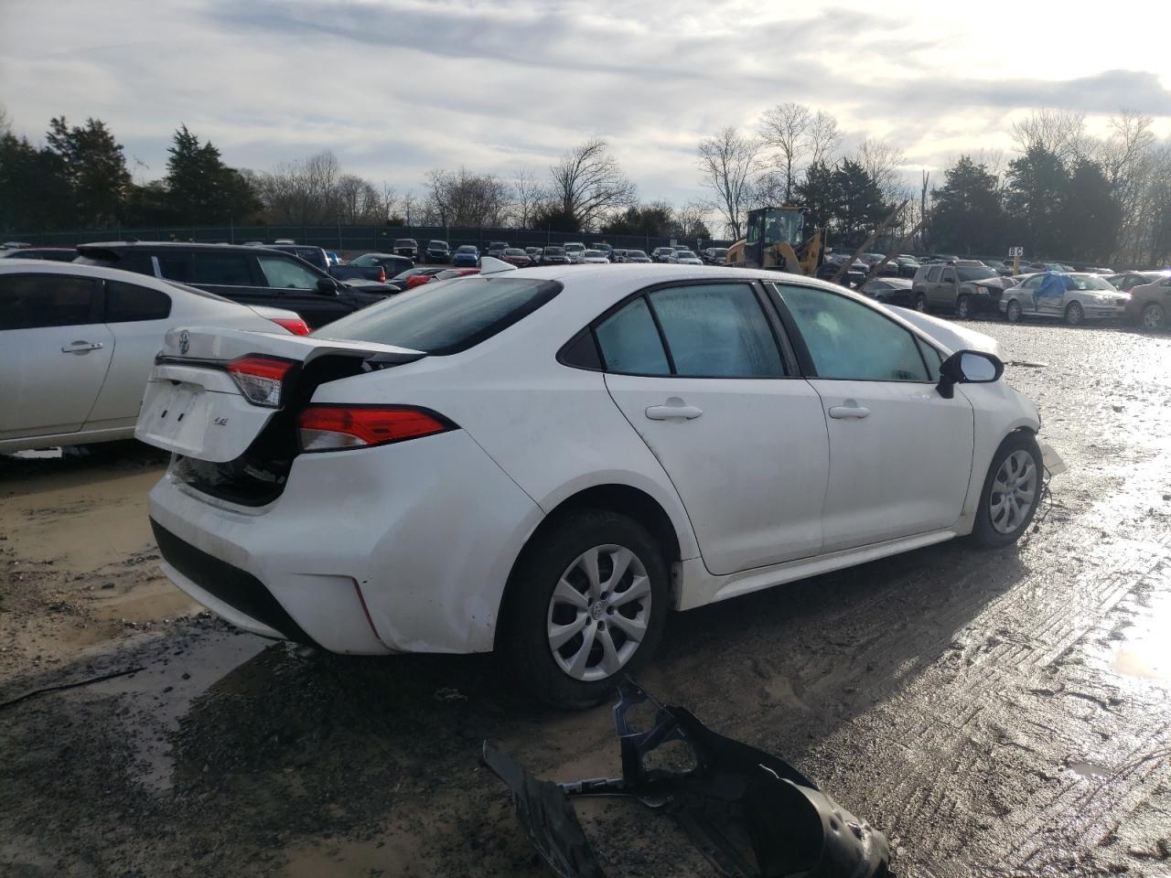2021 TOYOTA COROLLA LE - Фото 3