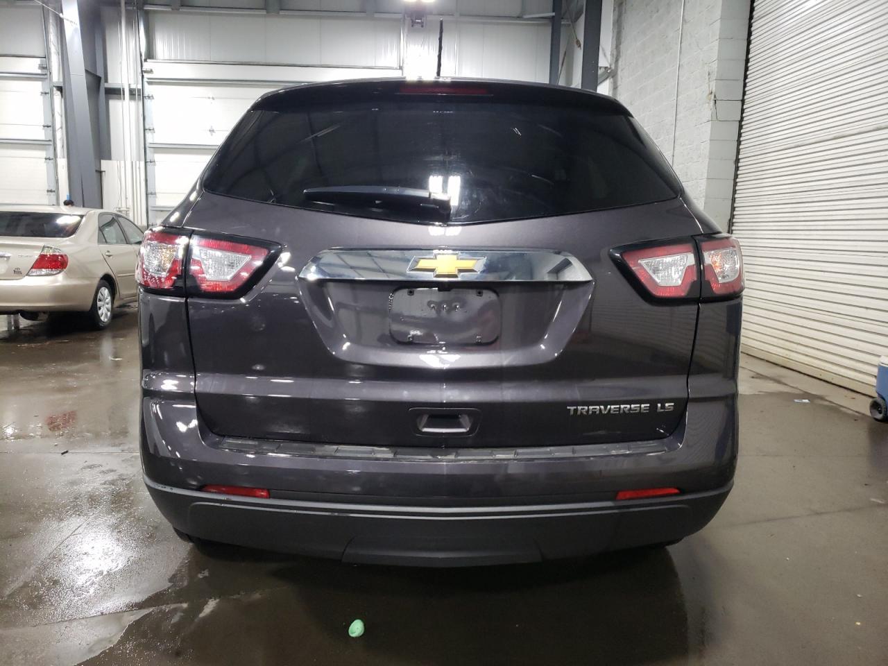 2014 CHEVROLET TRAVERSE L - Фото 6