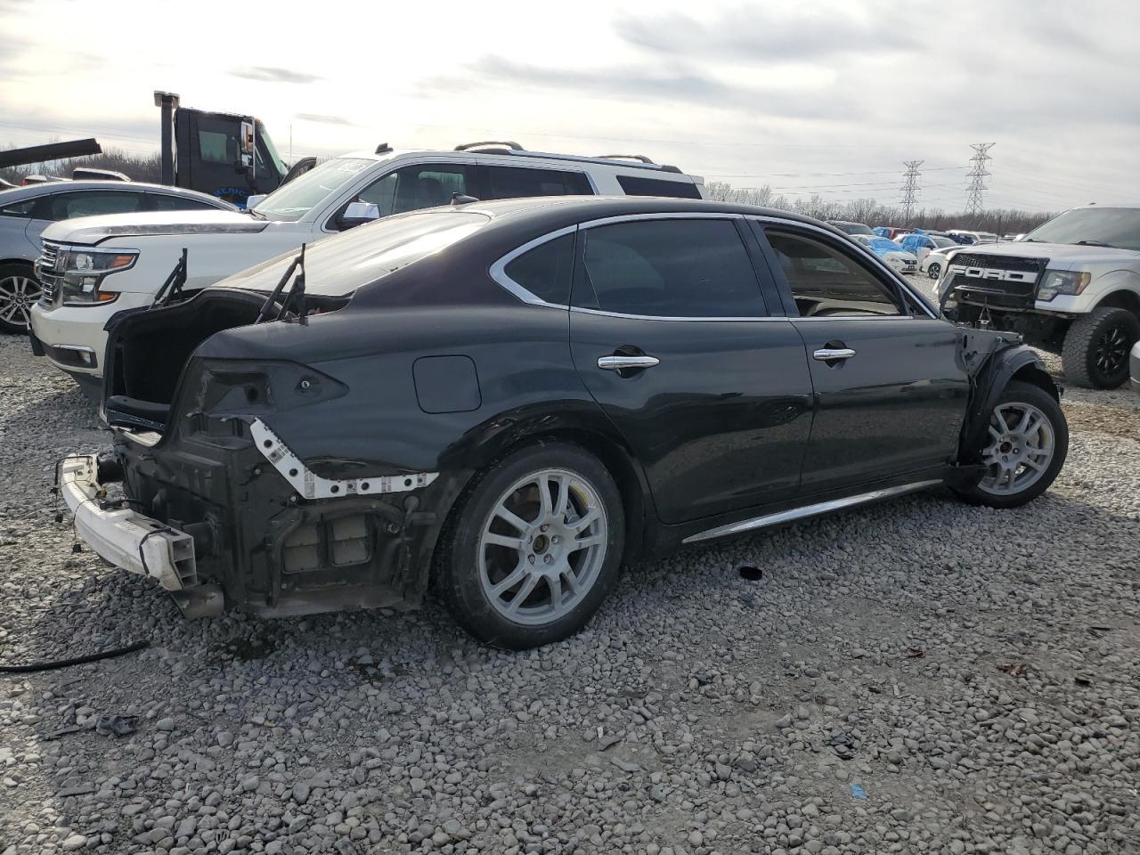 2015 INFINITI Q70L 3.7 - Image 3