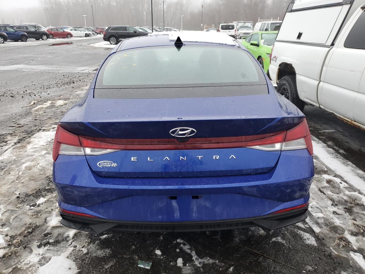 2023 HYUNDAI ELANTRA SE - Image 6