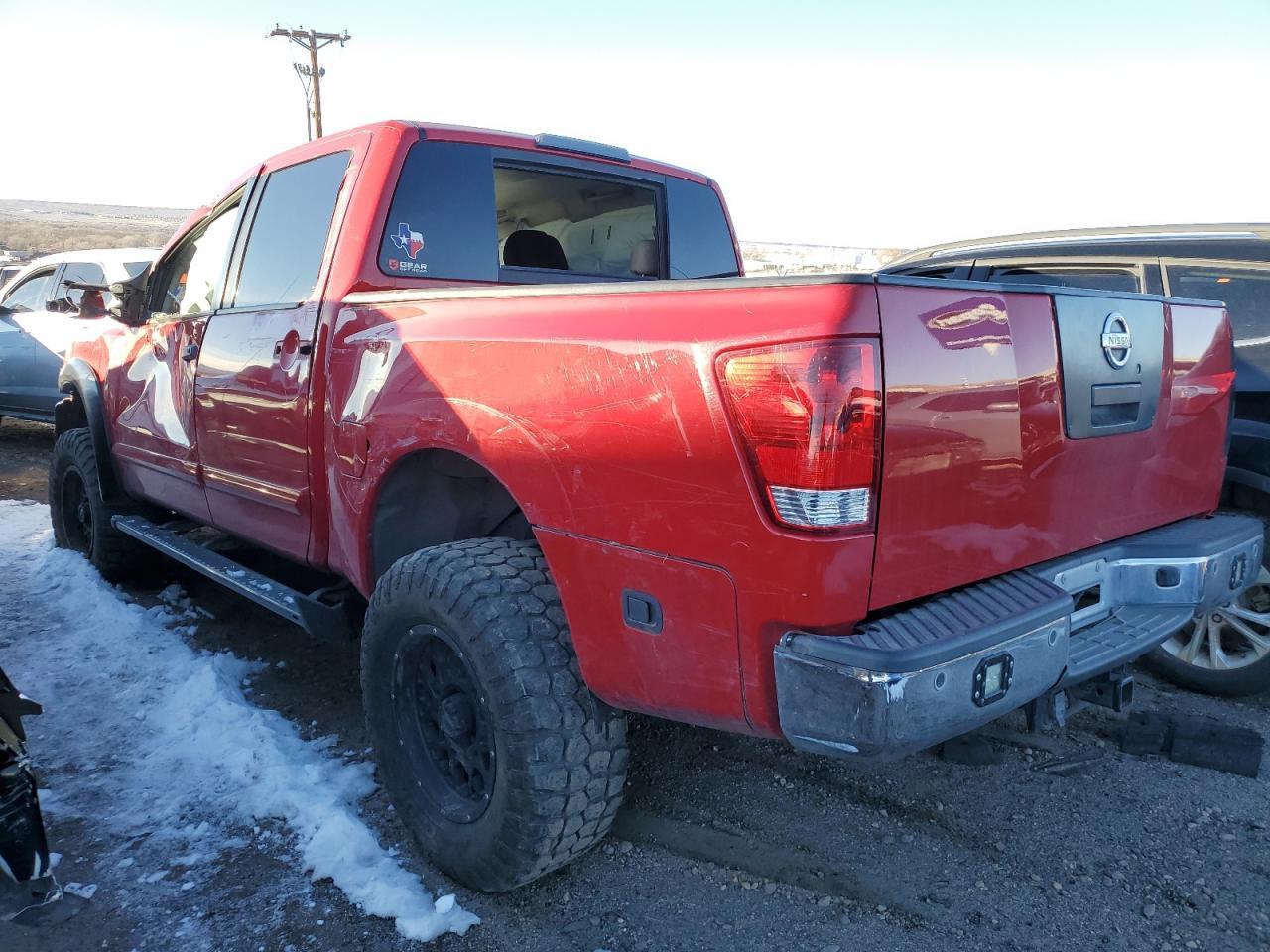 2012 NISSAN TITAN S - Фото 2