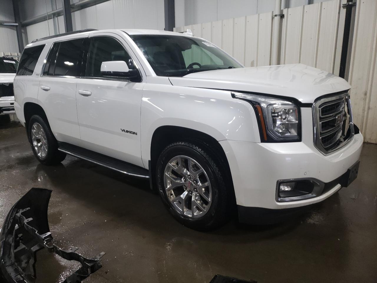 2016 GMC YUKON SLT - Image 4