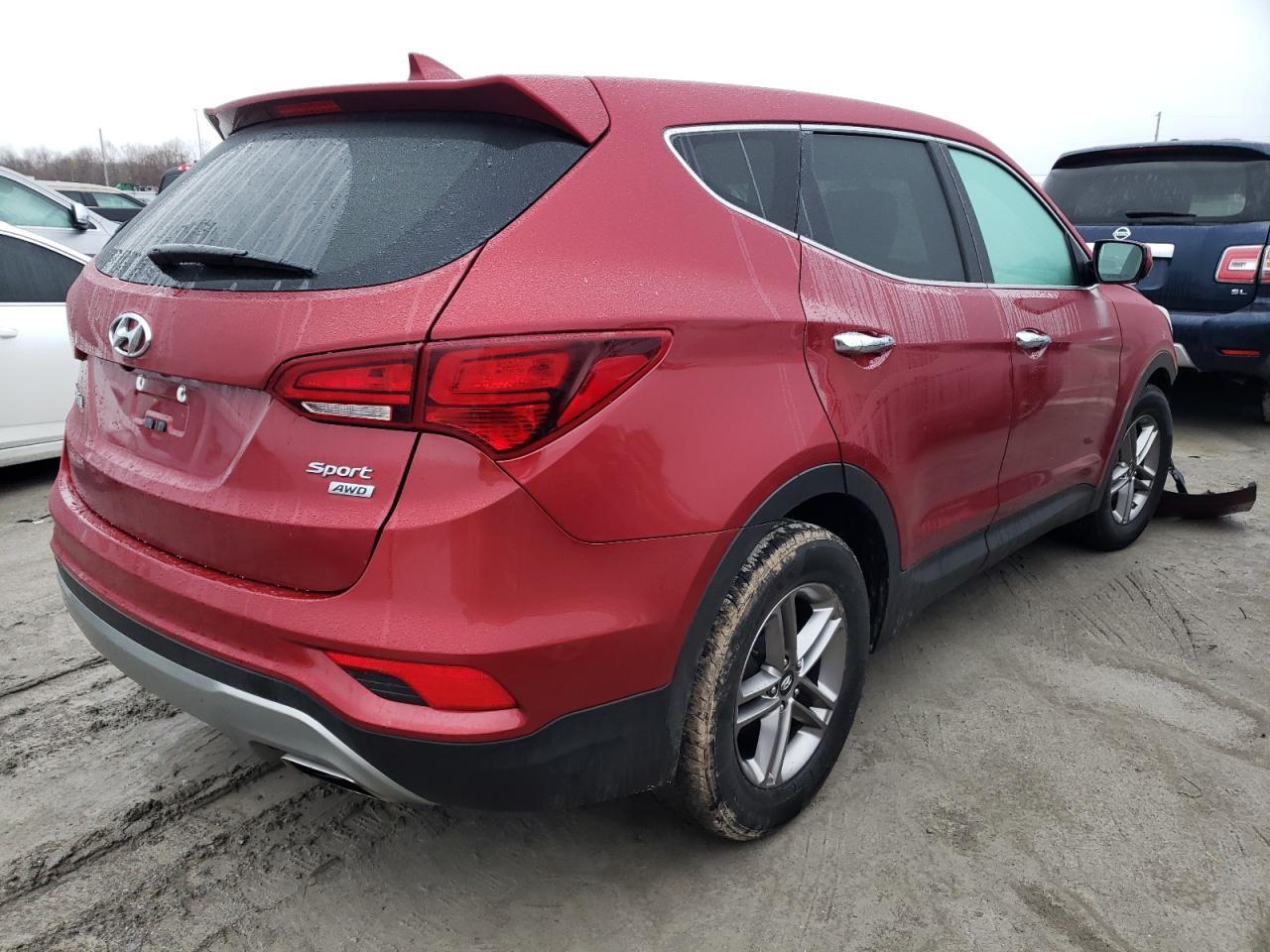 2017 HYUNDAI SANTA FE S - Image 3