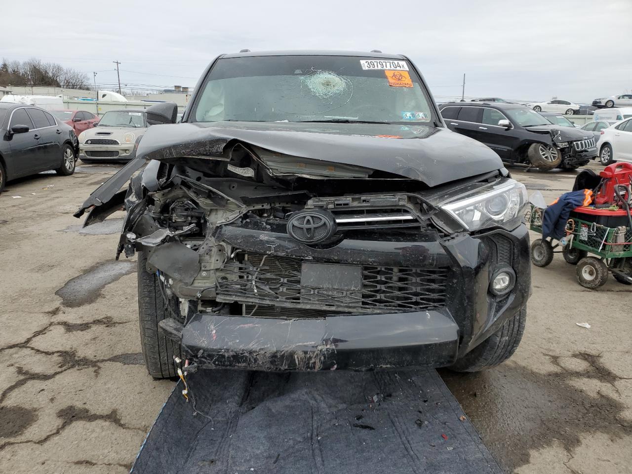 2022 TOYOTA 4RUNNER SR - Image 5