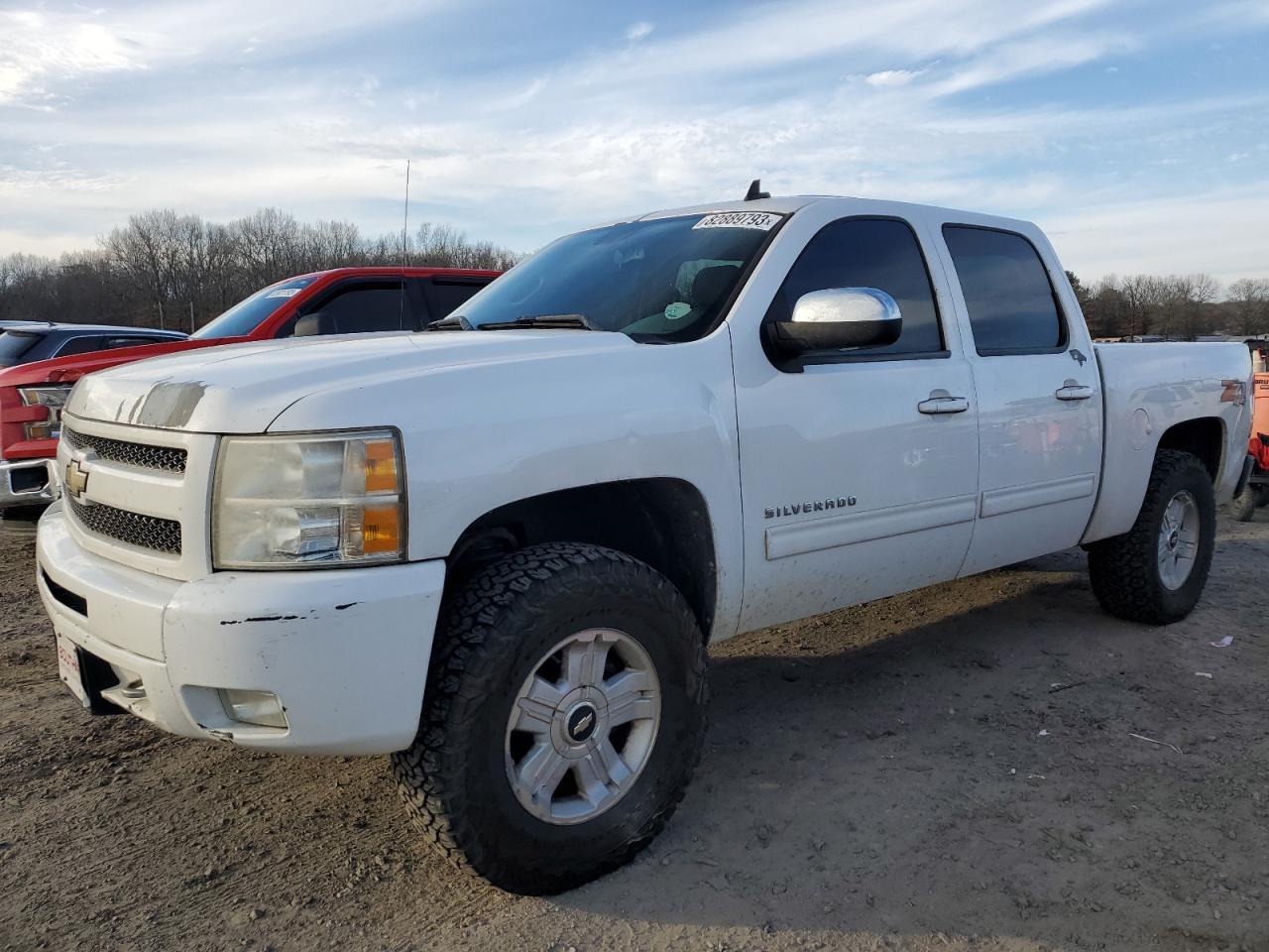 2011 CHEVROLET SILVERADO car image