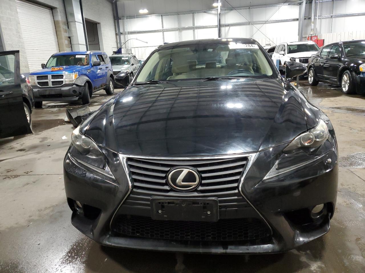 2014 LEXUS IS 250 - Image 5