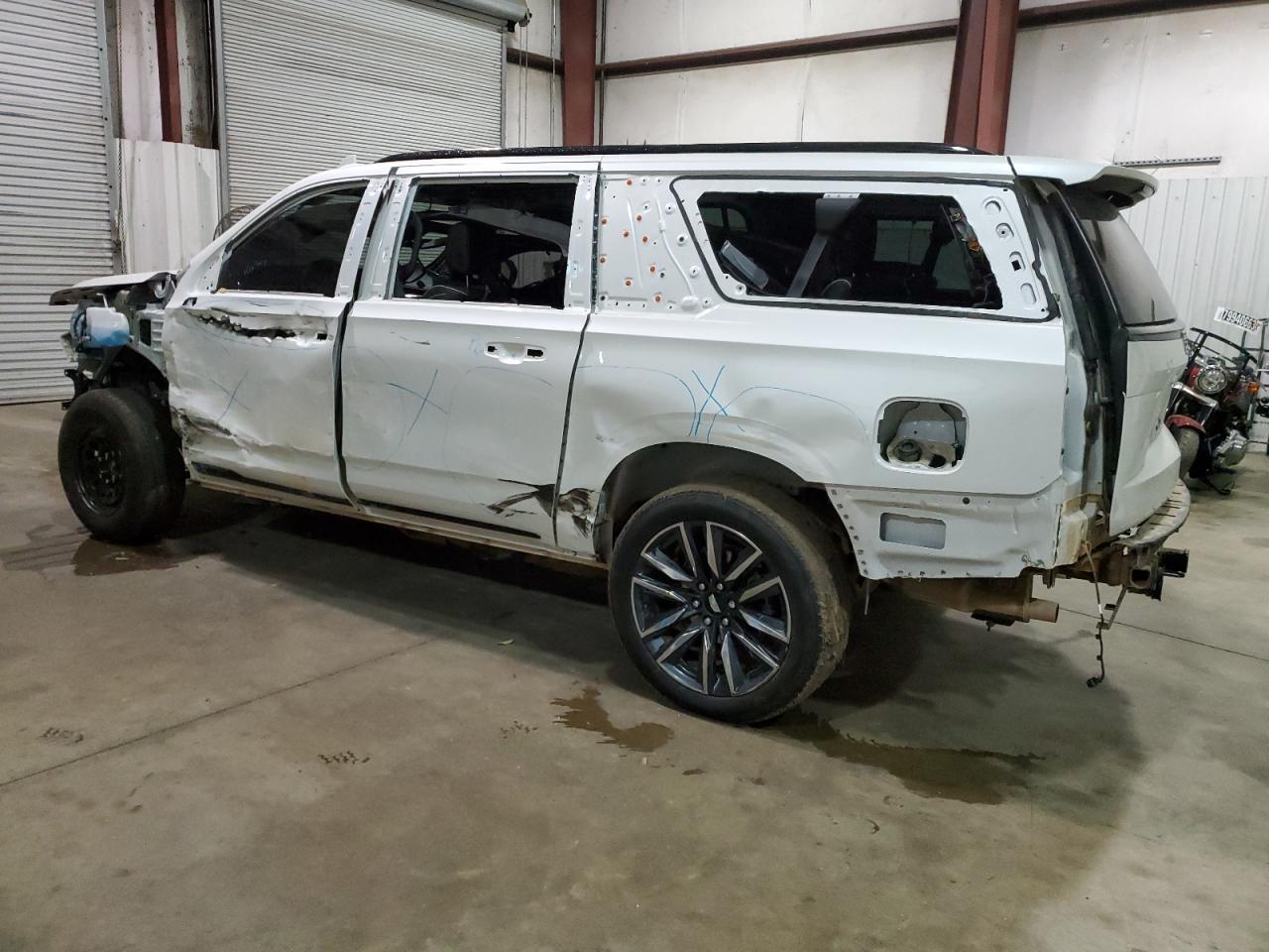 2023 CADILLAC ESCALADE E - Image 2