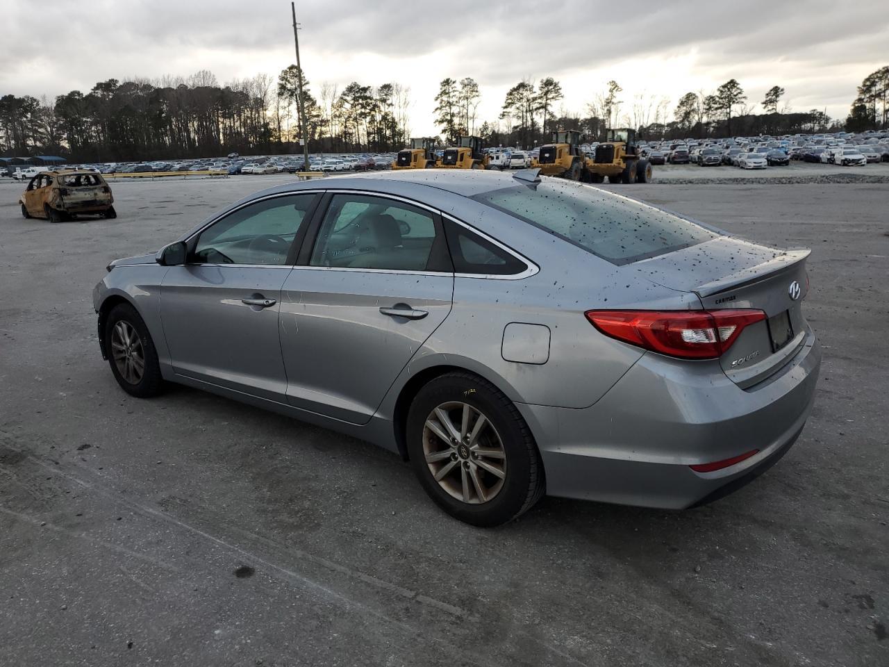 2017 HYUNDAI SONATA SE - Фото 2