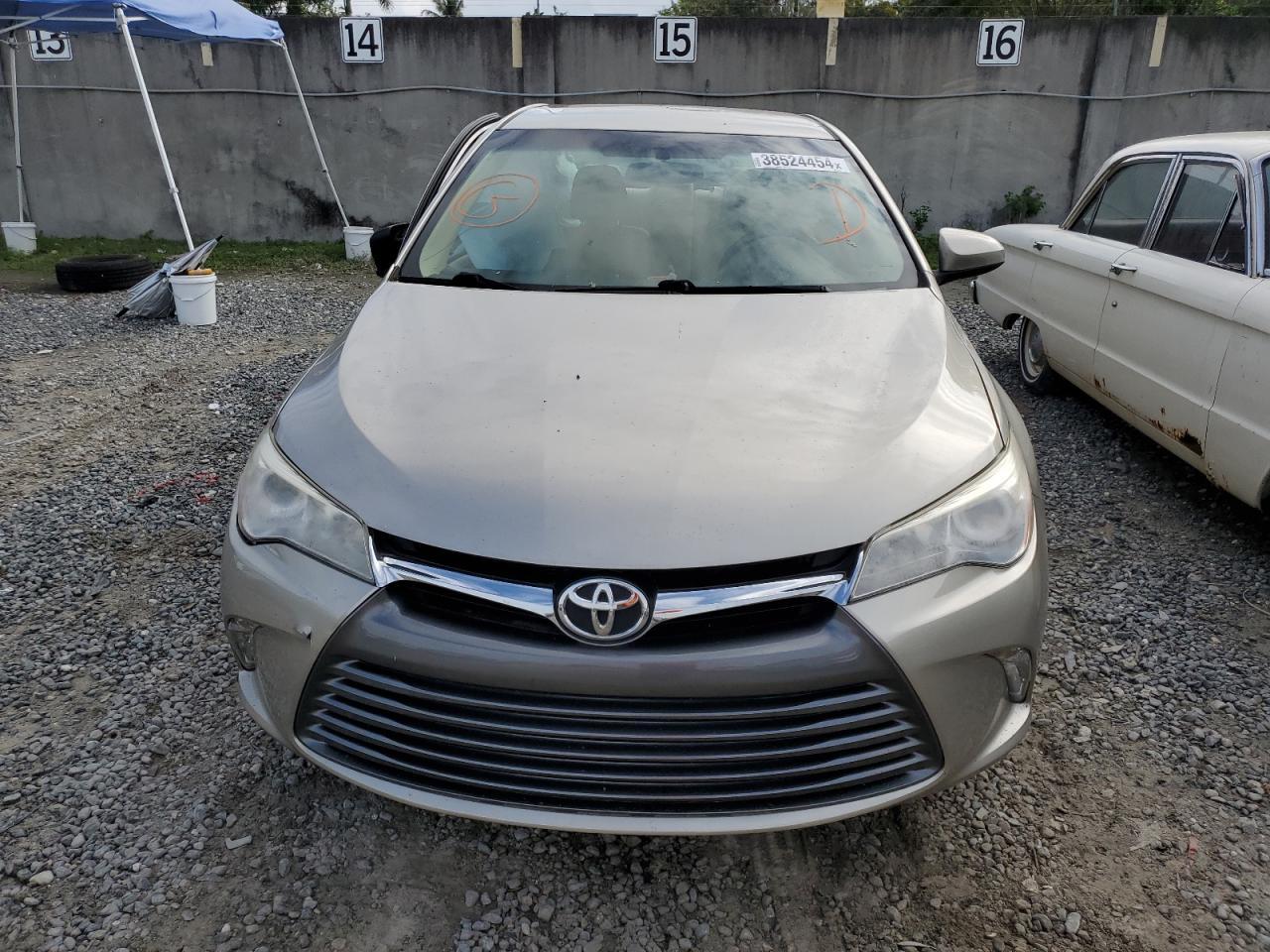 2017 TOYOTA CAMRY LE - Image 5