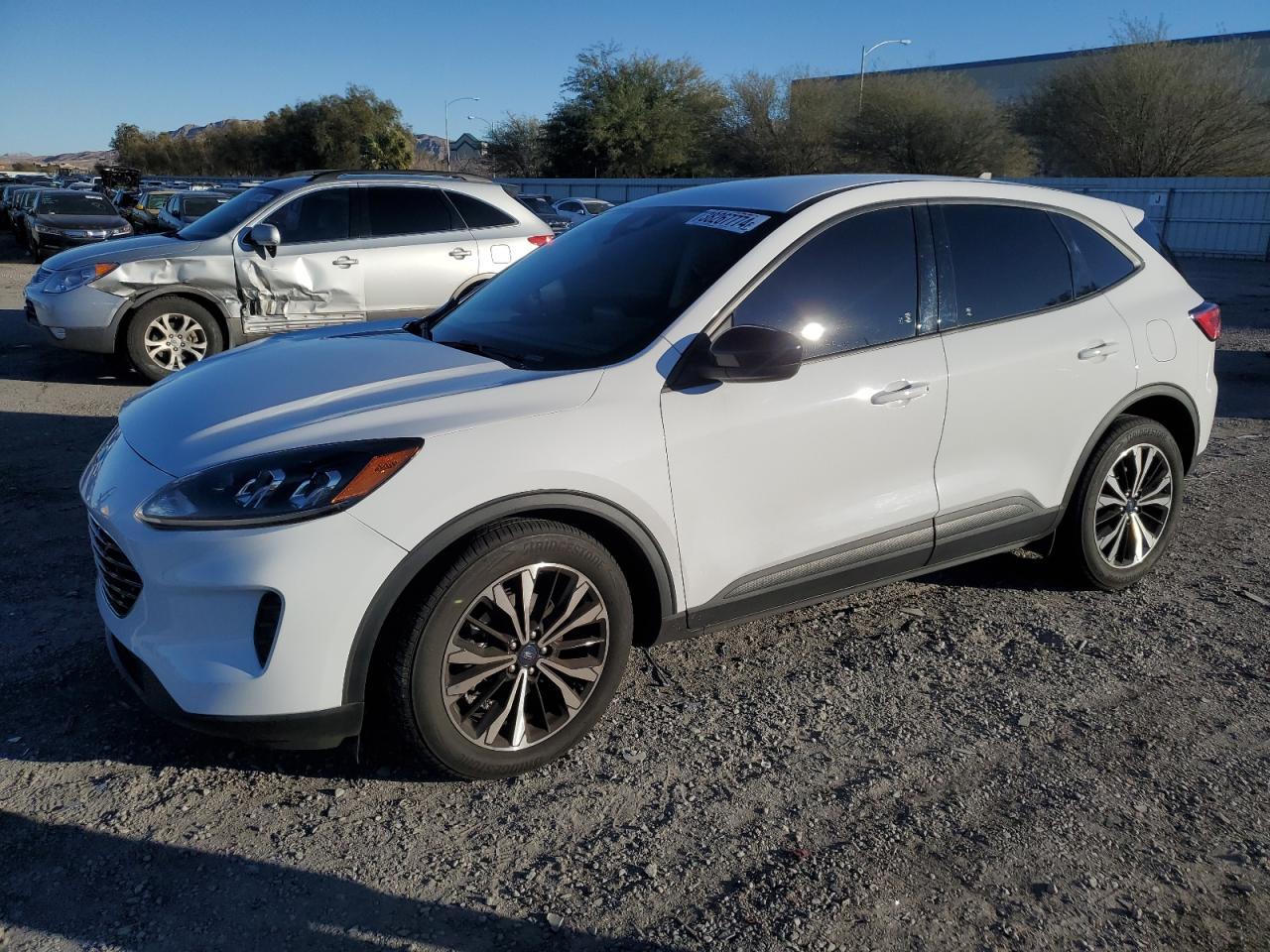 2021 FORD ESCAPE SE car image