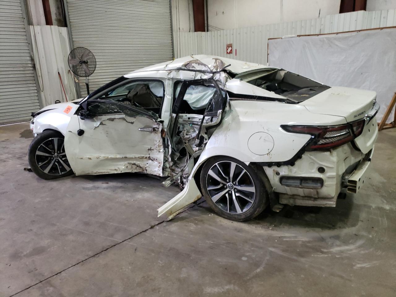 2019 NISSAN MAXIMA S - Image 2