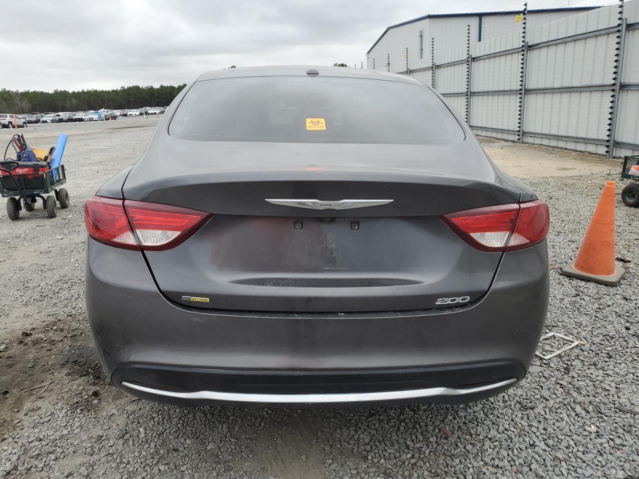 2015 CHRYSLER 200 LIMITE - Image 6