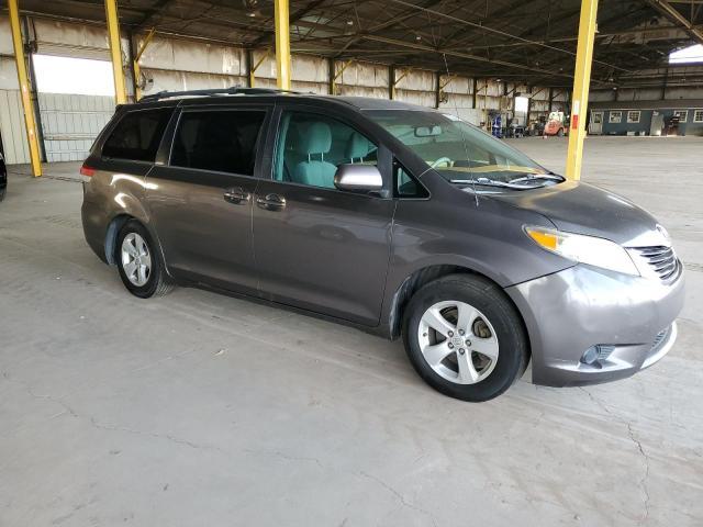 2012 Toyota Sienna Le - Фото 4