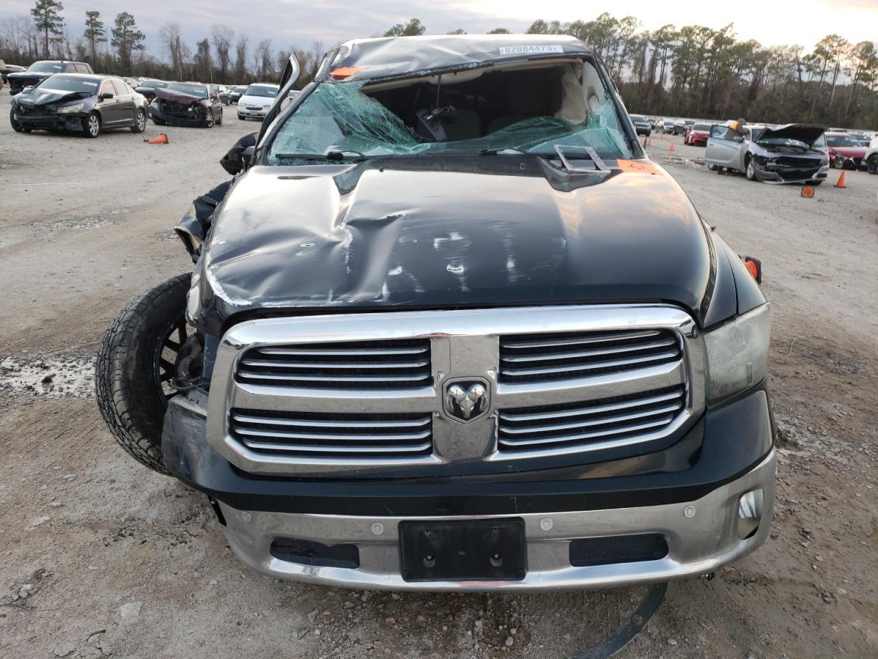 2015 RAM 1500 SLT - Image 5