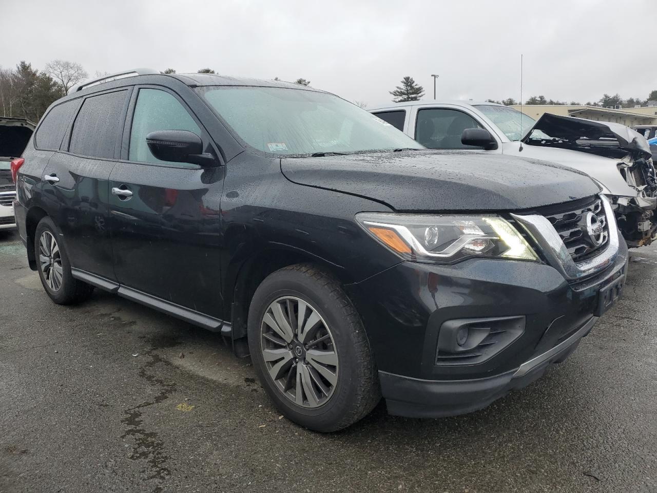 2017 NISSAN PATHFINDER - Image 4