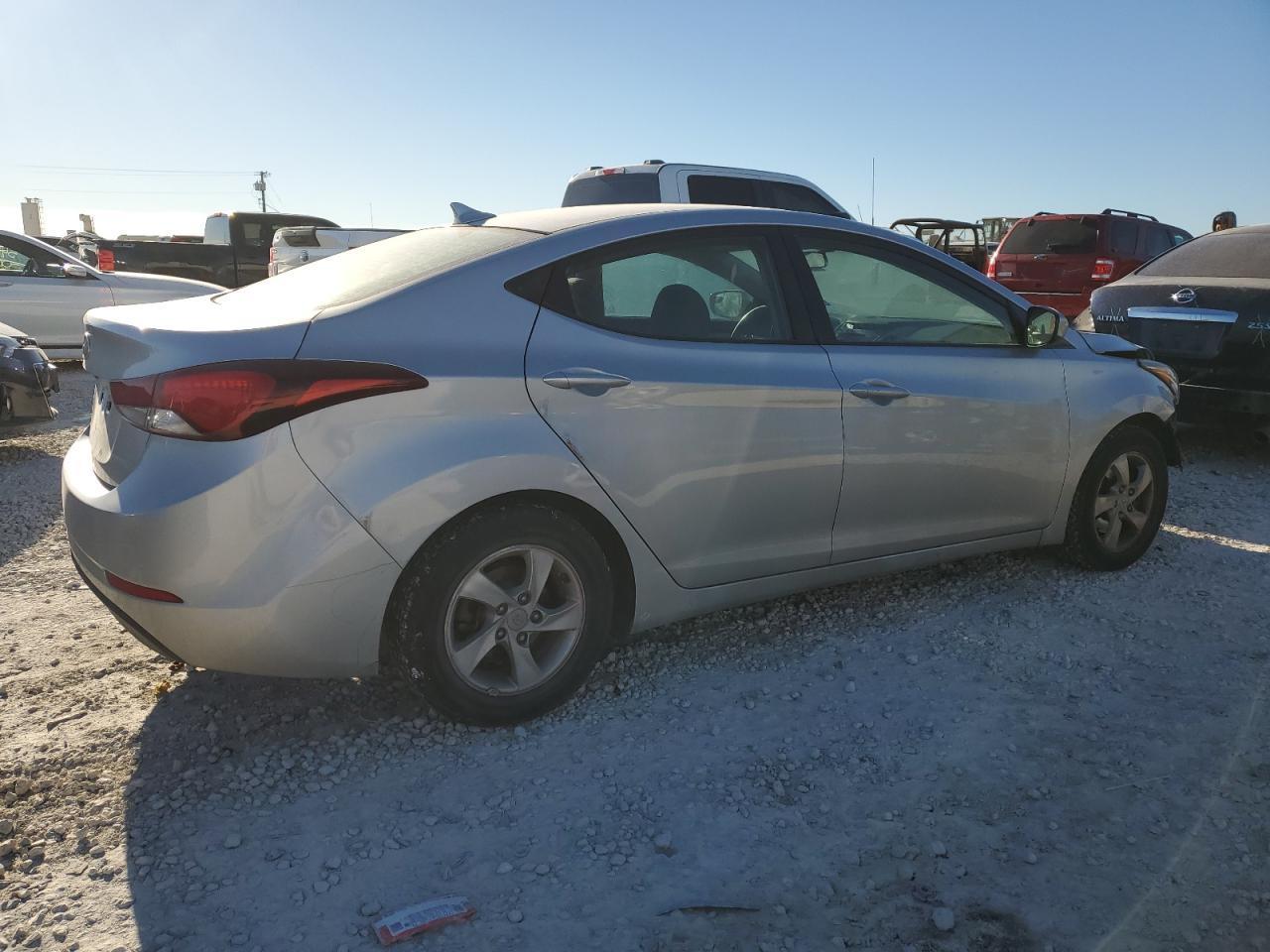 2014 HYUNDAI ELANTRA SE - Image 3
