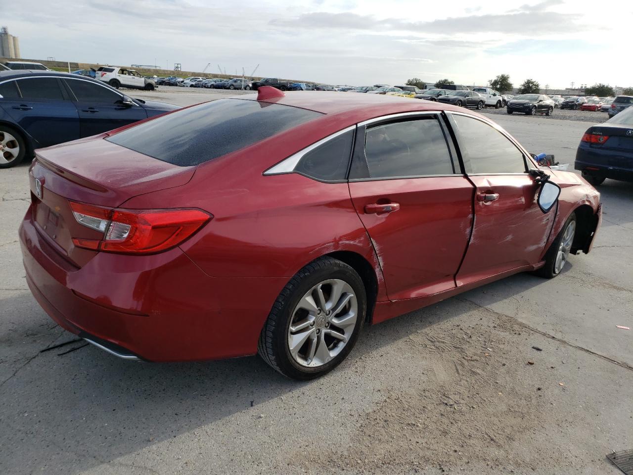 2018 HONDA ACCORD LX - Фото 3