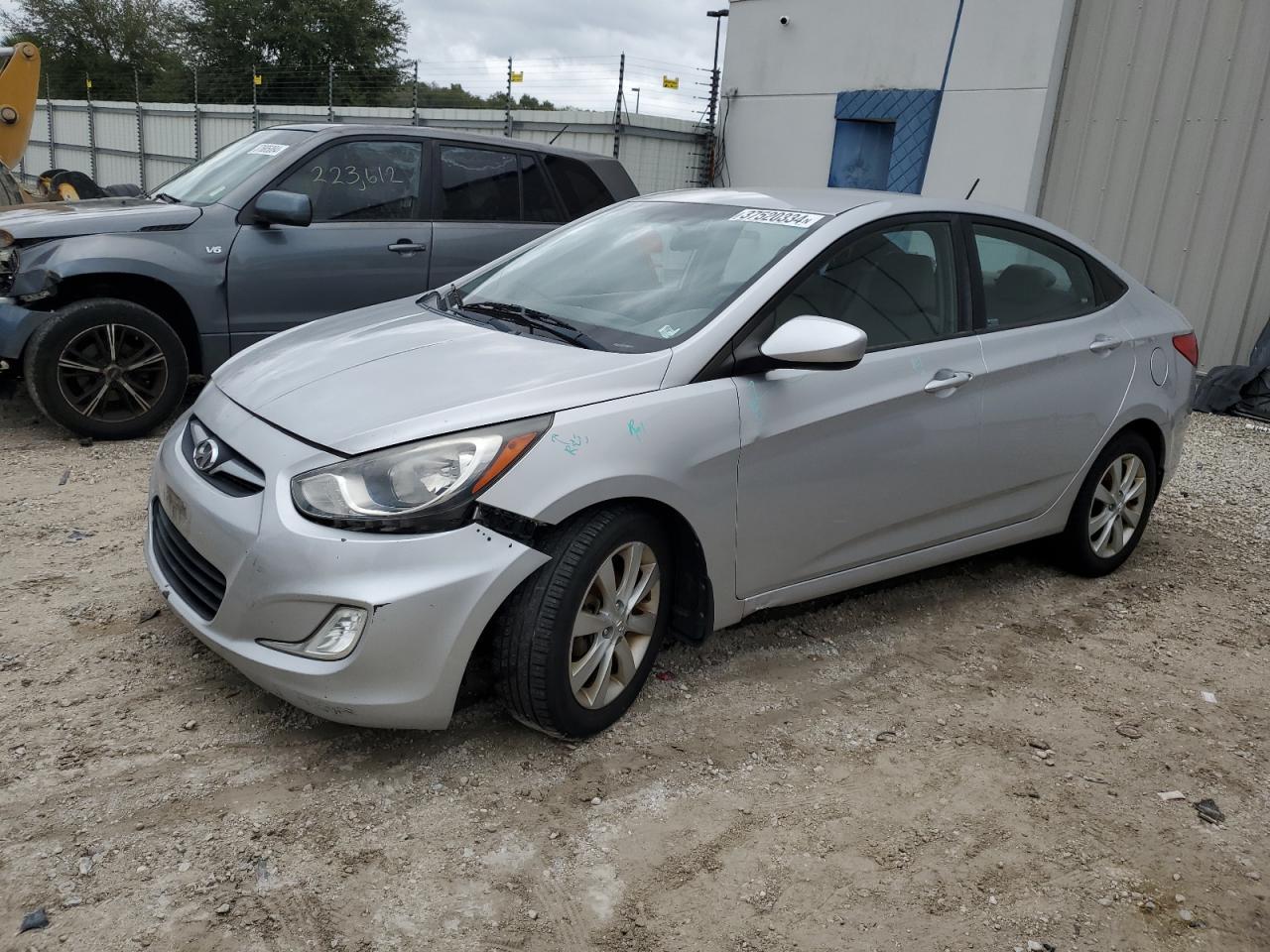 2012 HYUNDAI ACCENT GLS
