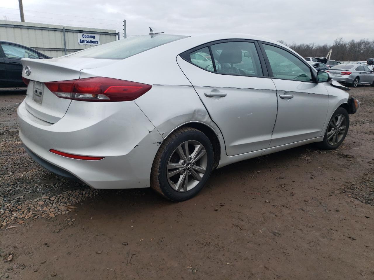 2017 HYUNDAI ELANTRA SE - Image 3
