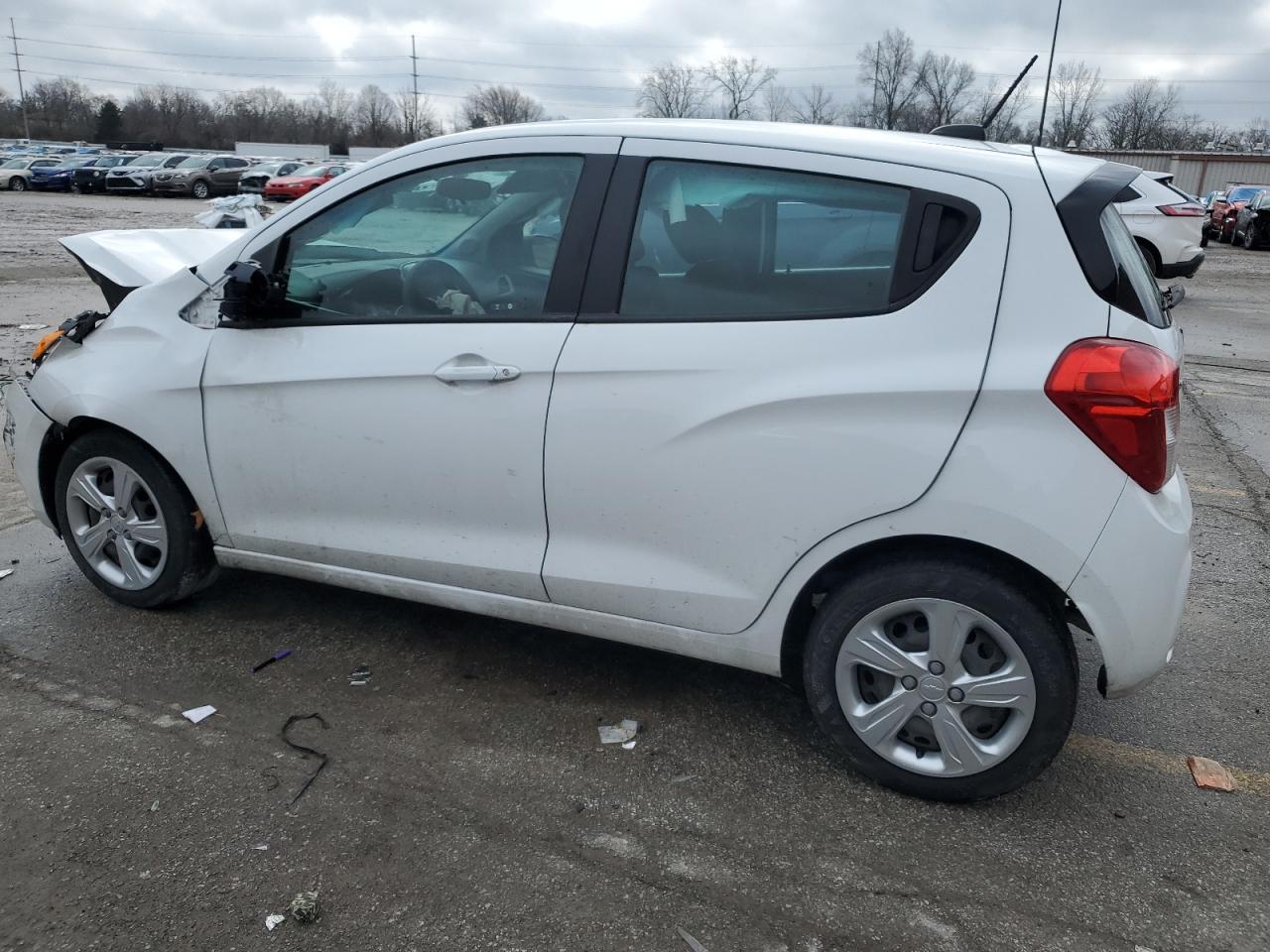 2022 CHEVROLET SPARK LS - Фото 2