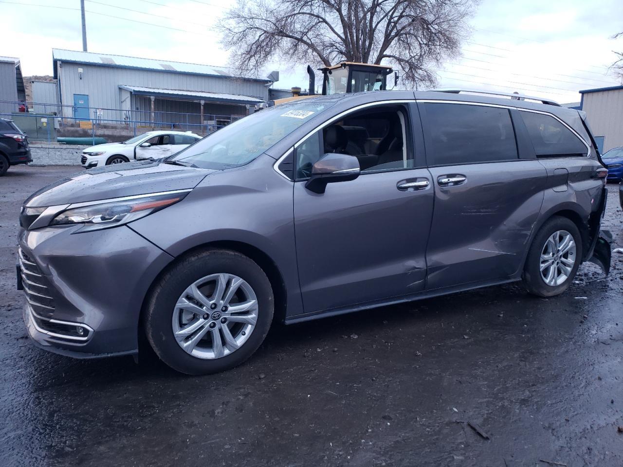 2023 TOYOTA SIENNA LIM