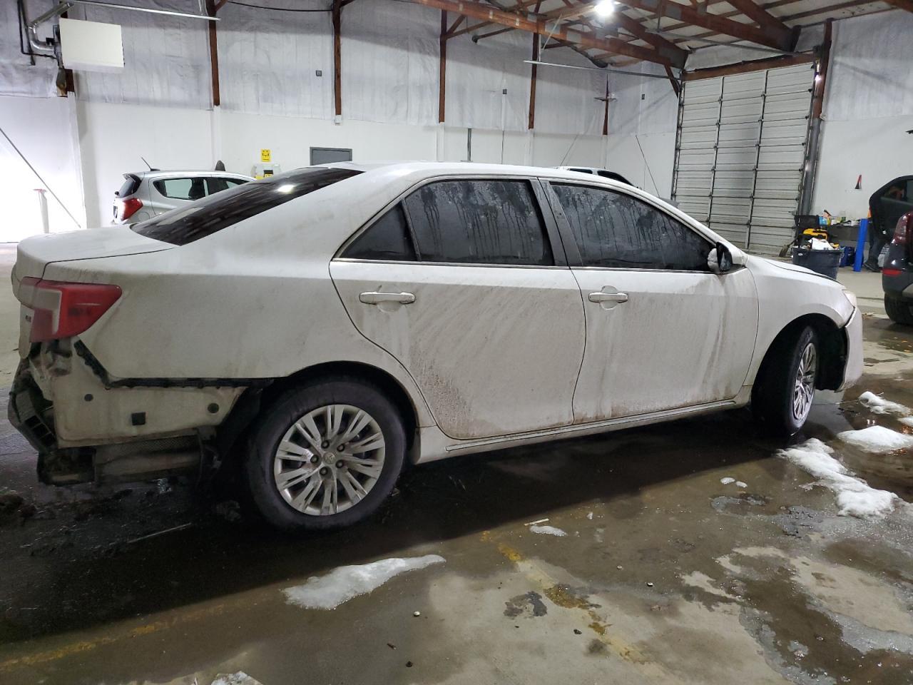 2013 TOYOTA CAMRY L - Image 3