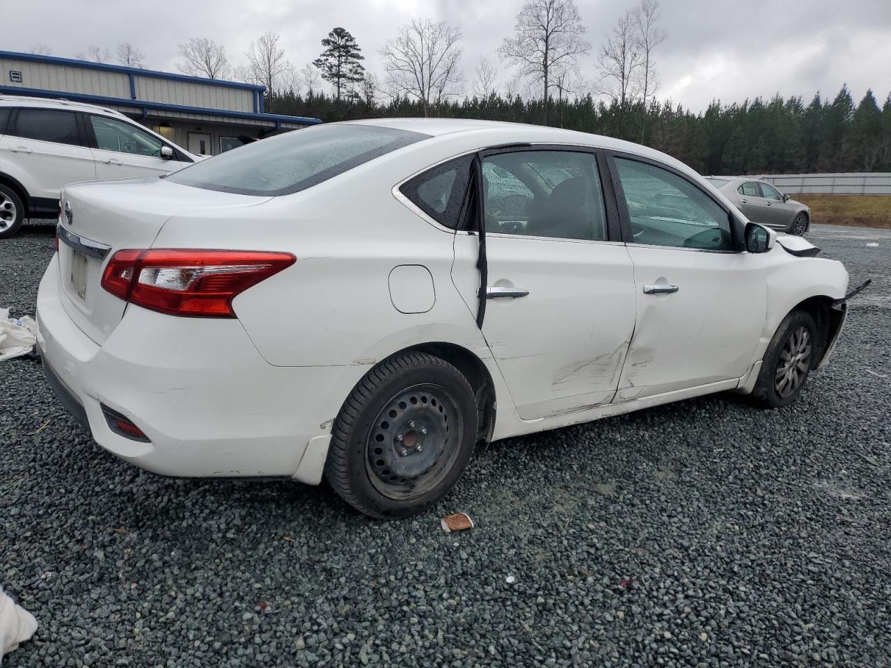 2017 NISSAN SENTRA S - Фото 3
