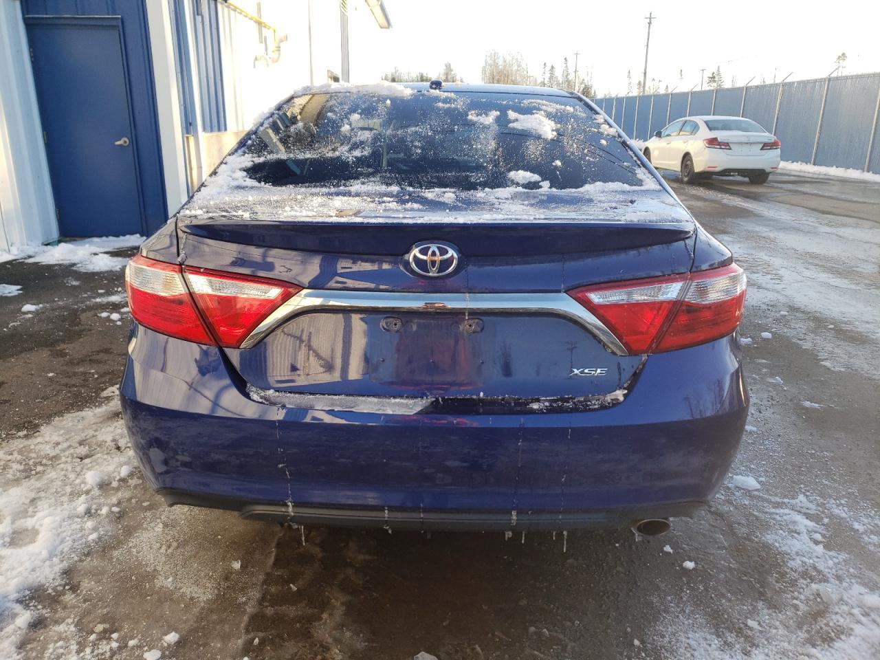 2015 TOYOTA CAMRY LE - Фото 6